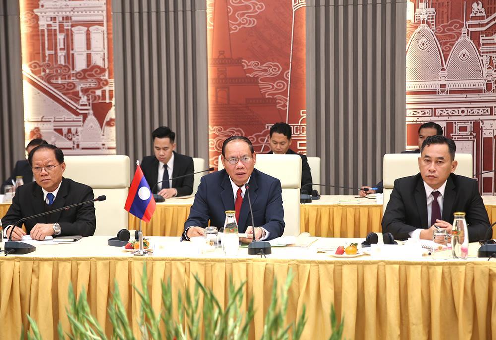 Lao Deputy Prime Minister and Minister of Public Security Vilay Lakhamphong speaks at the meeting.
