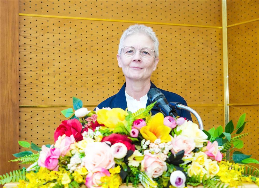 French Police Attaché Nathalie Carlier speaks at the ceremony.