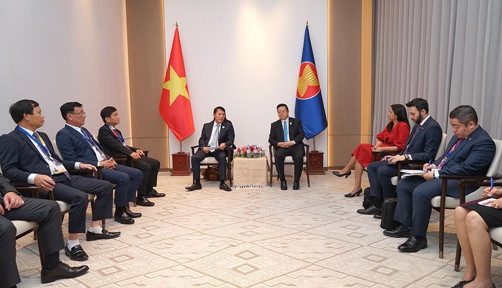 Overview of the meeting.