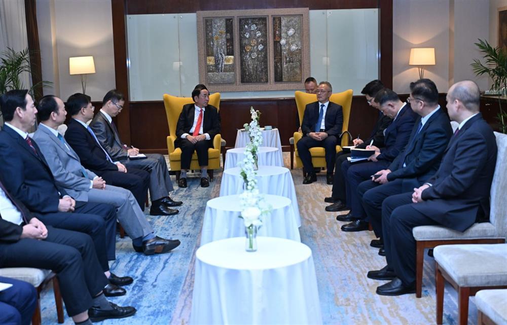 Overview of the meeting.