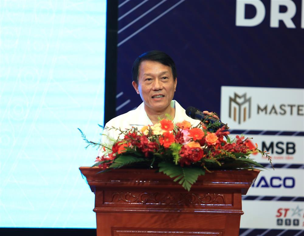 Minister Luong Tam Quang speaks at the ceremony.