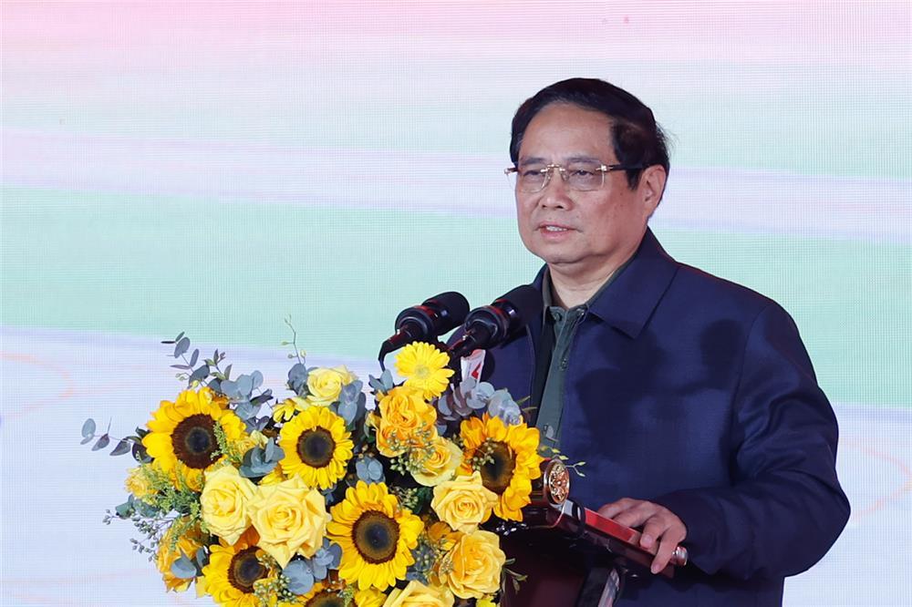 PM Pham Minh Chinh addresses the ceremony.