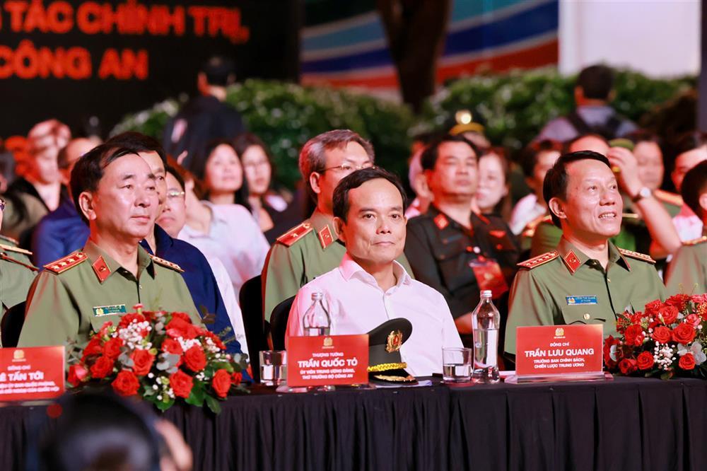 Delegates attend the program.