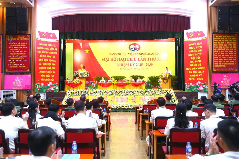 Overview of the congress.