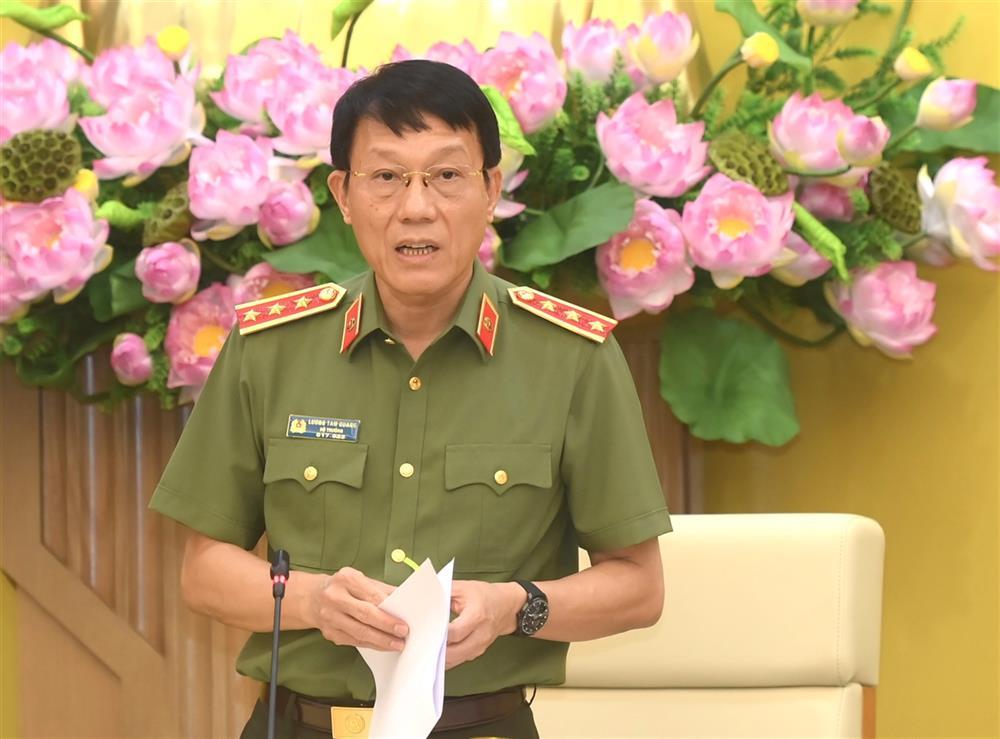 Minister Luong Tam Quang announces General Secretary’s speech.