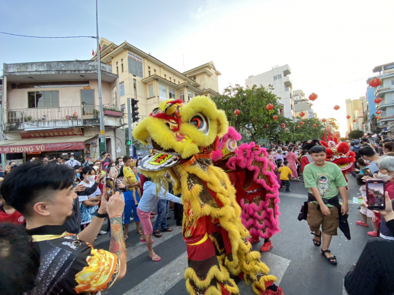 Policemen ensure security during First Full Moon Festival