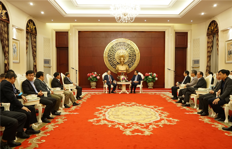 Minister To Lam and his delegation visit the Embassy of Vietnam in China.