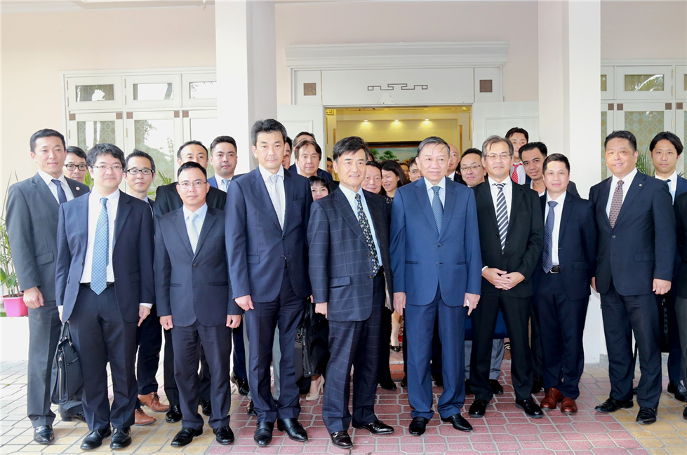 Minister To Lam and Mr. Tsuneda Teruo and various Japanese business.